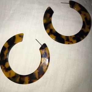 Tortoise Shell hoop earrings